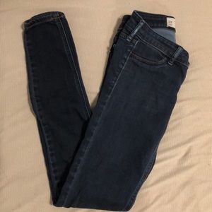 hollister jeggings (00R)
